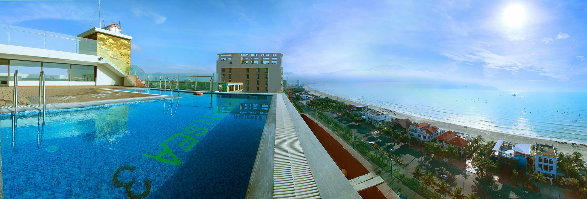 Lunar Hotel Danang מראה חיצוני תמונה